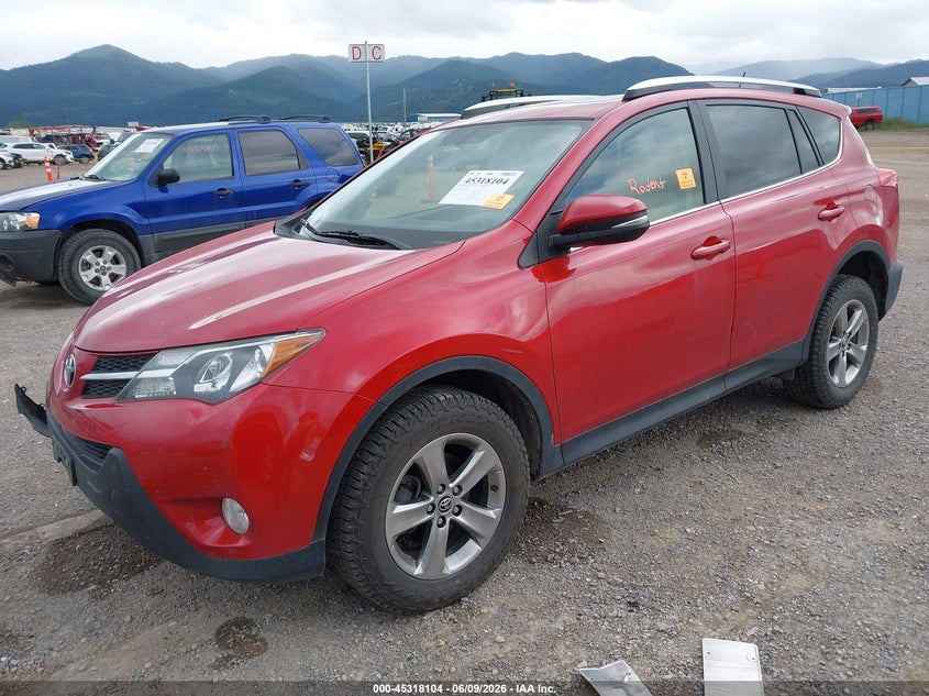 2015 Toyota Rav 4 VIN JTMRFREV5FD169687 IAAI salvage auction — RIGHT FRONT, Salvage Title, sold $3,950 on 2026-08-02 (photo 2)