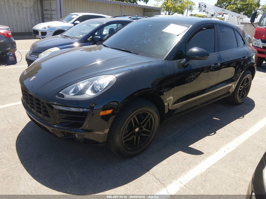 2018 Porsche Macan VIN WP1AA2A52JLB21098 IAAI salvage auction — NORMAL WEAR, Clear - Dealer Only (California), sold $11,000 on 2026-07-12 (photo 2)