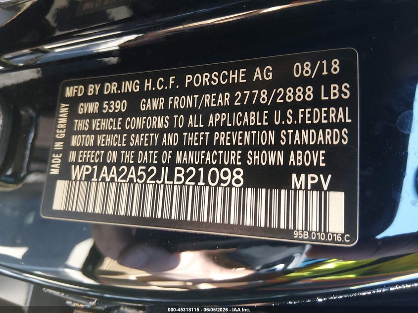 2018 Porsche Macan VIN WP1AA2A52JLB21098 IAAI salvage auction — NORMAL WEAR, Clear - Dealer Only (California), sold $11,000 on 2026-07-12 (photo 9)