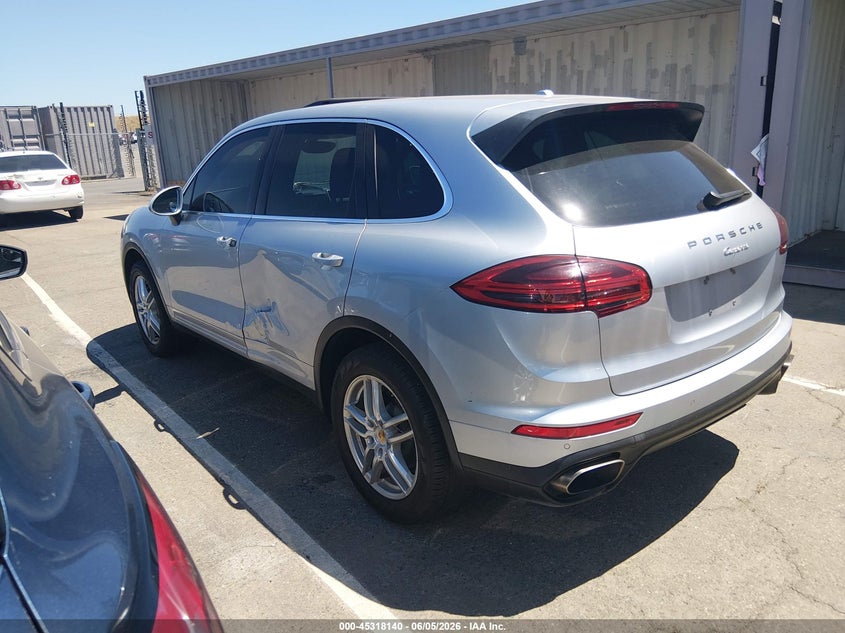 2016 Porsche Cayenne VIN WP1AA2A25GLA04887 IAAI salvage auction — LEFT SIDE, Clear - Dealer Only (California), sold $5,250 on 2026-07-12 (photo 3)