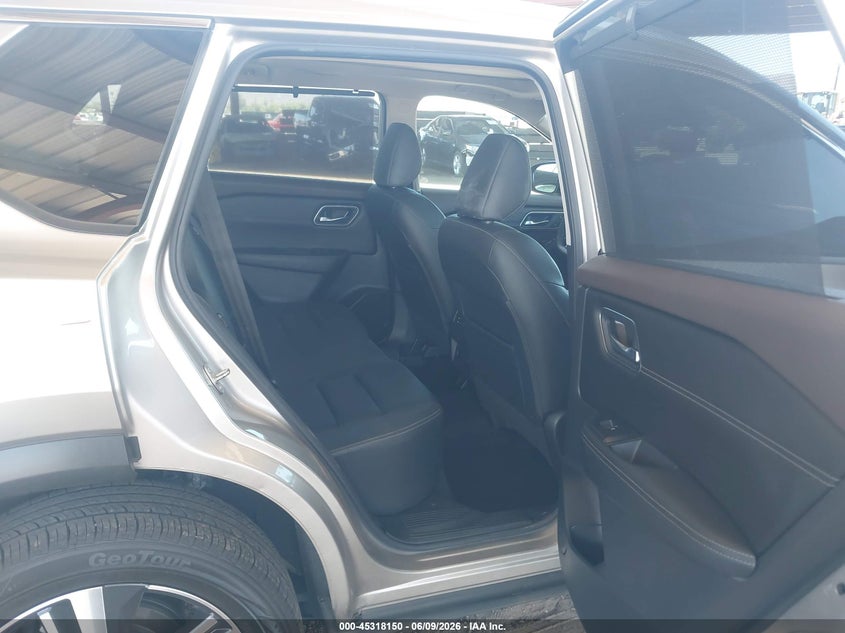 2021 Nissan Rogue VIN JN8AT3CA7MW024546 IAAI salvage auction — REAR END, Salvage Title, sold $9,300 on 2026-07-21 (photo 8)