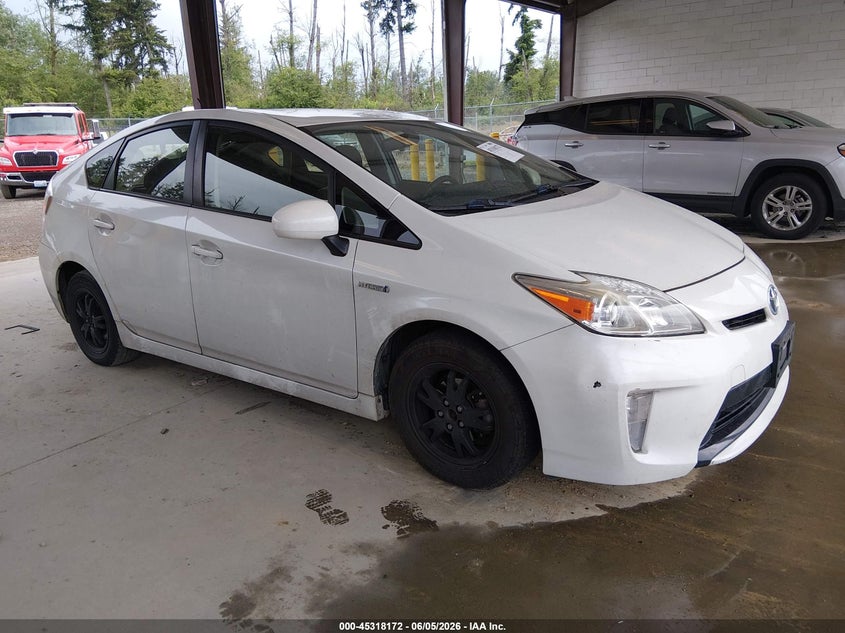 2015 Toyota Prius VIN JTDKN3DU7F1971153 IAAI salvage auction — LEFT FRONT, Salvage Title, sold $2,850 on 2026-07-15 (photo 1)
