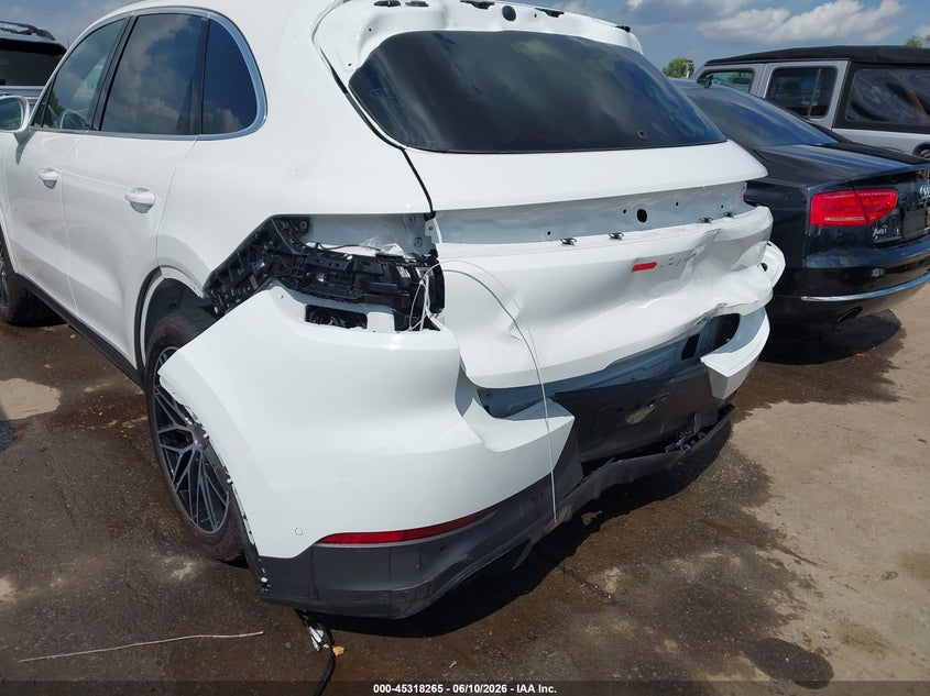 2024 Porsche Cayenne VIN WP1AA2AY5RDA14496 IAAI salvage auction — REAR END, Wait Title, sold $46,800 on 2026-10-07 (photo 6)