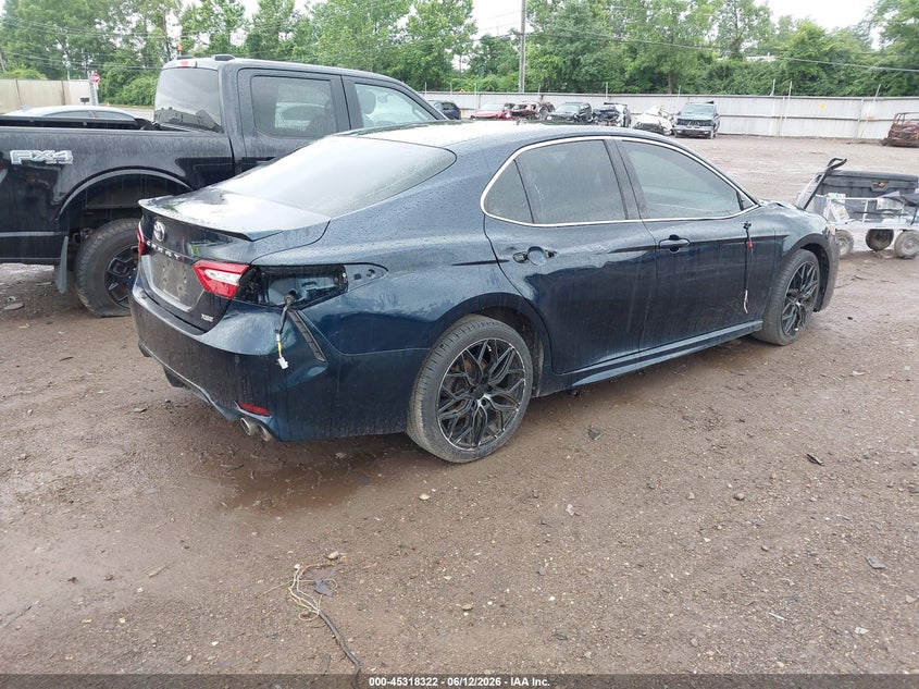 2018 Toyota Camry VIN 4T1B61HK3JU524333 IAAI salvage auction — SIDE, Salvage Title, sold $5,150 on 2026-07-19 (photo 4)