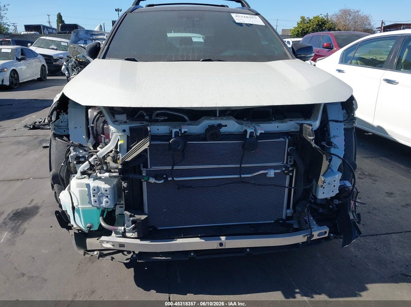 2022 Toyota Rav 4 VIN JTMFB3FV0ND101757 IAAI salvage auction — REAR END, Salvage Title, sold $5,300 on 2026-07-29 (photo 6)