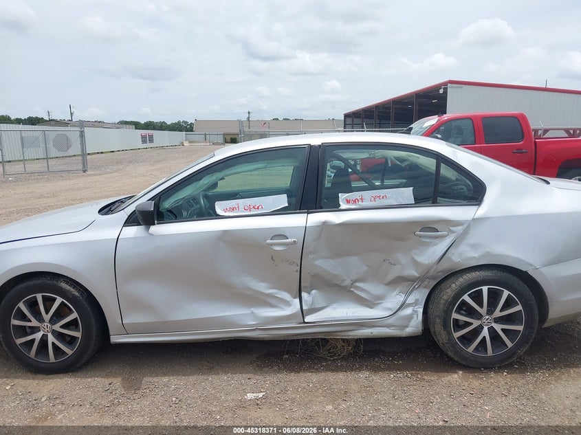 2016 Volkswagen Jetta VIN 3VWD67AJ3GM242074 IAAI salvage auction — LEFT SIDE, Salvage Title, sold $1,000 on 2026-07-19 (photo 6)