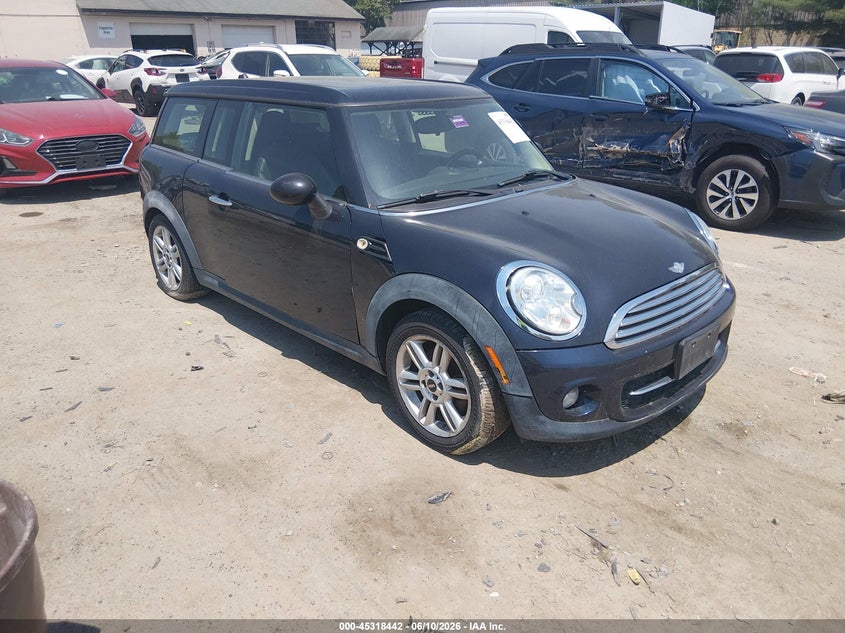 2013 Mini Cooper clubman VIN WMWZF3C51DT571125 IAAI salvage auction — NORMAL WEAR, Original (Maine), sold $700 on 2026-07-22 (photo 1)