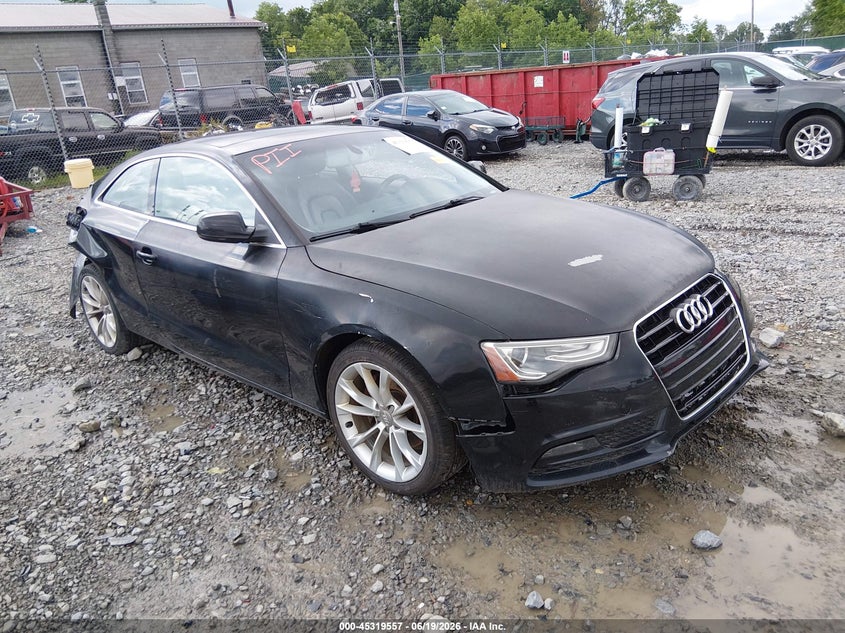 2014 Audi A5 VIN WAUCFAFR9EA024433 IAAI salvage auction — REAR END, Salvage Title, sold $800 on 2026-07-22 (photo 1)