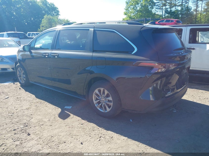 2024 Toyota Sienna VIN 5TDKSKFC8RS128691 IAAI salvage auction — FRONT END, Salvage (Massachusetts), sold $14,550 on 2026-08-22 (photo 3)