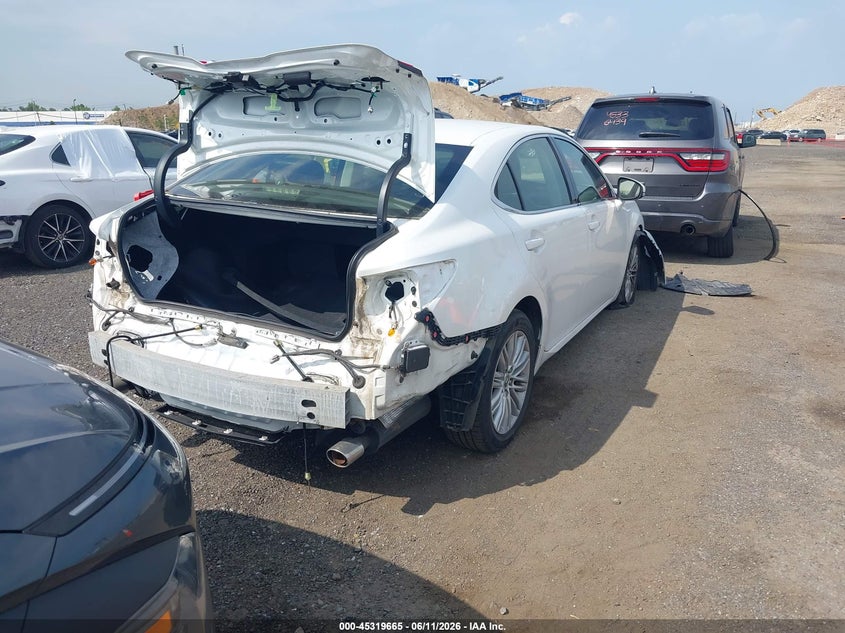 2015 Lexus ES VIN JTHBK1GG9F2160952 IAAI salvage auction — REAR END, Mv-907A (New York), sold $3,150 on 2026-07-14 (photo 4)