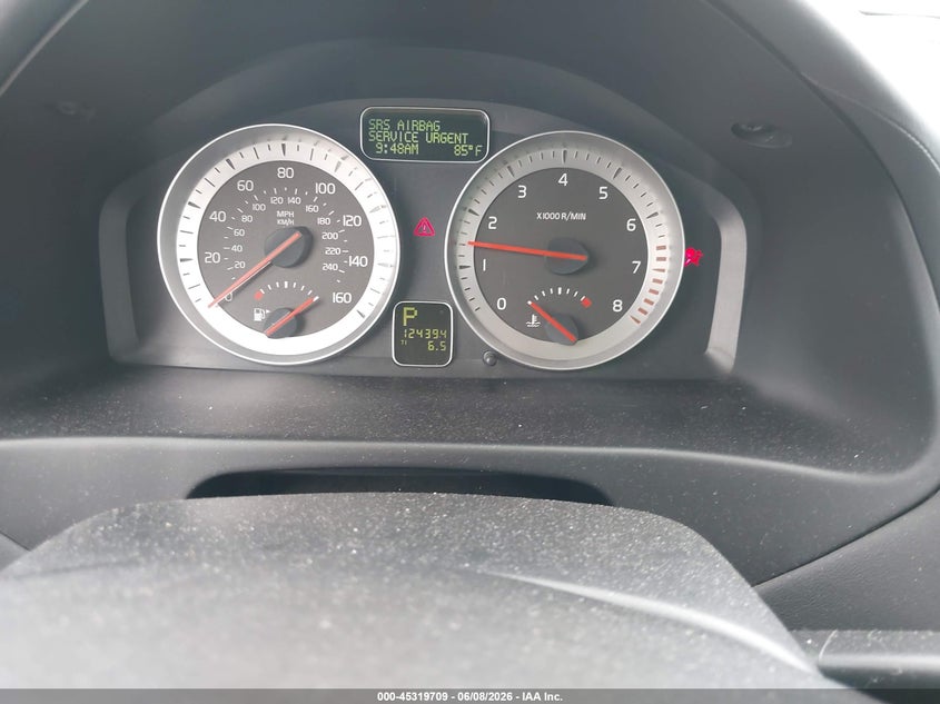 2012 Volvo C70 VIN YV1672MC8CJ129862 IAAI salvage auction — LEFT SIDE, Salvage Title, sold $1,325 on 2026-07-29 (photo 7)