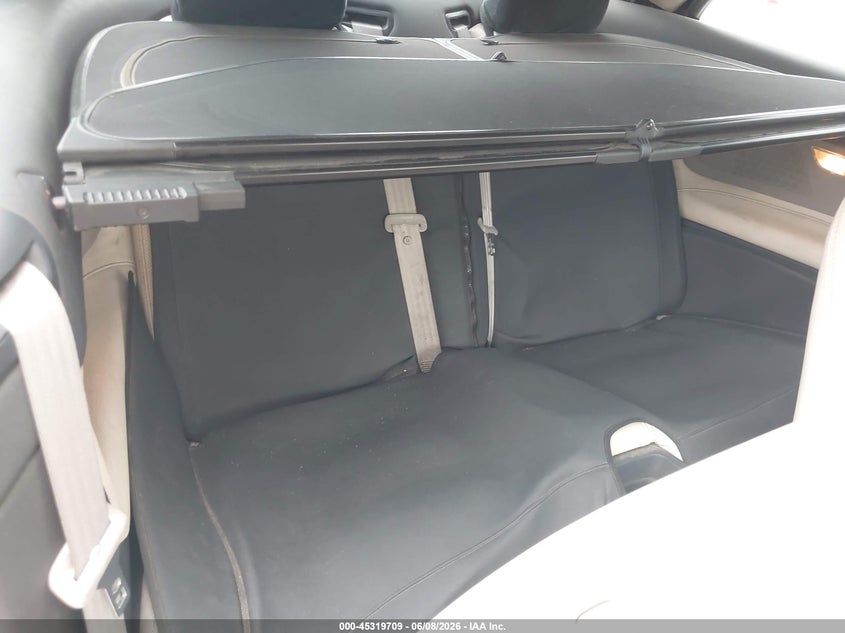 2012 Volvo C70 VIN YV1672MC8CJ129862 IAAI salvage auction — LEFT SIDE, Salvage Title, sold $1,325 on 2026-07-29 (photo 8)