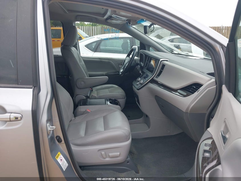 2015 Toyota Sienna VIN 5TDYK3DC4FS638521 IAAI salvage auction — REAR END, Salvage Title, sold $4,550 on 2026-07-27 (photo 5)