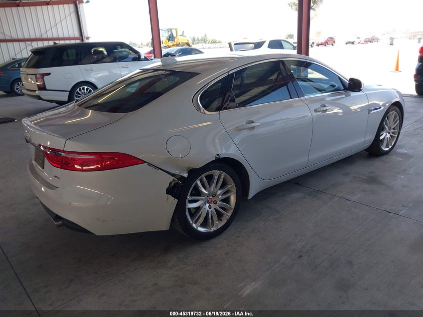 2018 Jaguar Xf VIN SAJBH4EV6JCY53260 IAAI salvage auction — REAR END, Salvage (California), sold $5,500 on 2026-07-28 (photo 4)