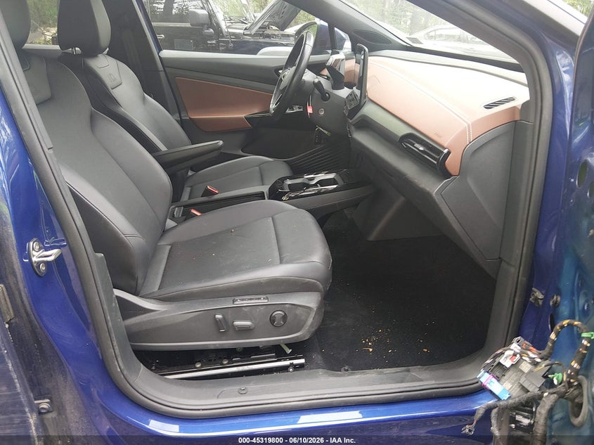2021 Volkswagen Id.4 VIN WVGTMPE24MP042233 IAAI salvage auction — FRONT & REAR, Wait Title, sold $7,200 on 2026-08-12 (photo 5)