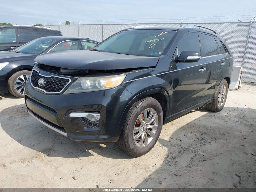 2013 Kia Sorento VIN 5XYKW4A27DG385717 IAAI salvage auction — NORMAL WEAR, Salvage Title, sold $975 on 2026-07-15 (photo 2)