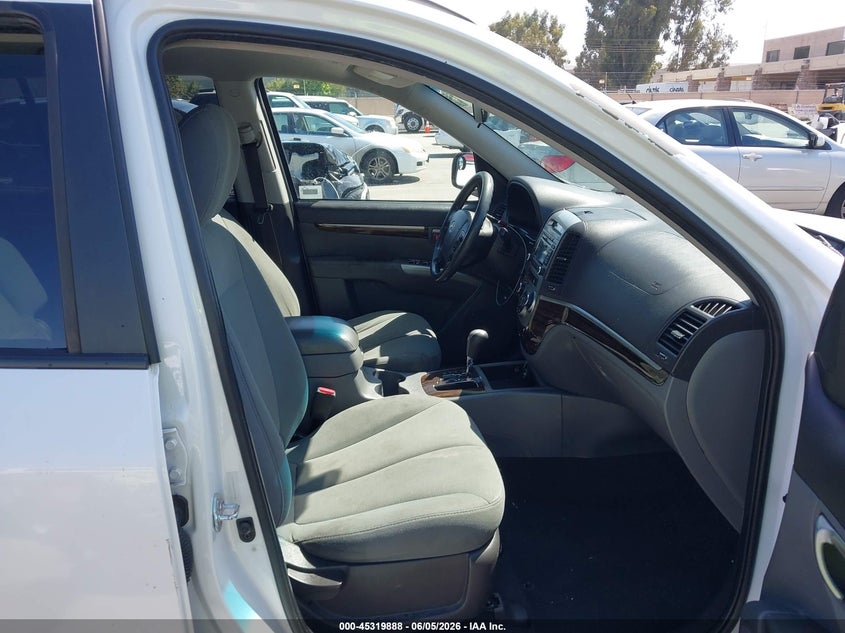2012 Hyundai Santa fe VIN 5XYZGDAB5CG124323 IAAI salvage auction — NORMAL WEAR, Salvage (California), sold $750 on 2026-07-13 (photo 5)