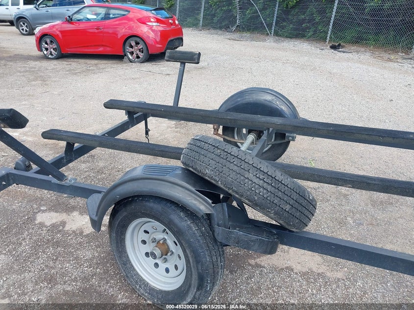 2019 White river marine group Boat VIN 7J517GH17KB001565 IAAI salvage auction — REAR END, Salvage (Pennsylvania), sold $25 on 2026-07-10 (photo 7)
