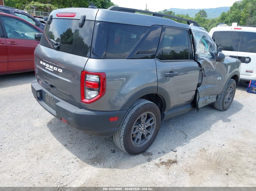 2024 Ford Bronco sport VIN 3FMCR9B65RRE12142 IAAI salvage auction — RIGHT SIDE, Salvage Title, sold $7,400 on 2026-08-18 (photo 4)