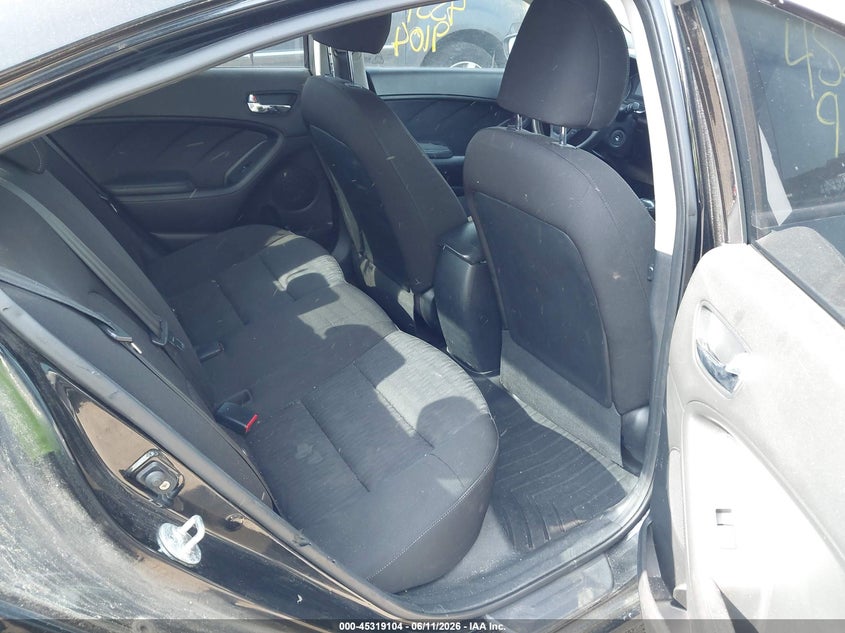 2016 Kia Forte VIN KNAFK4A68G5616361 IAAI salvage auction — NORMAL WEAR, Clear (Virginia), sold $575 on 2026-07-14 (photo 8)