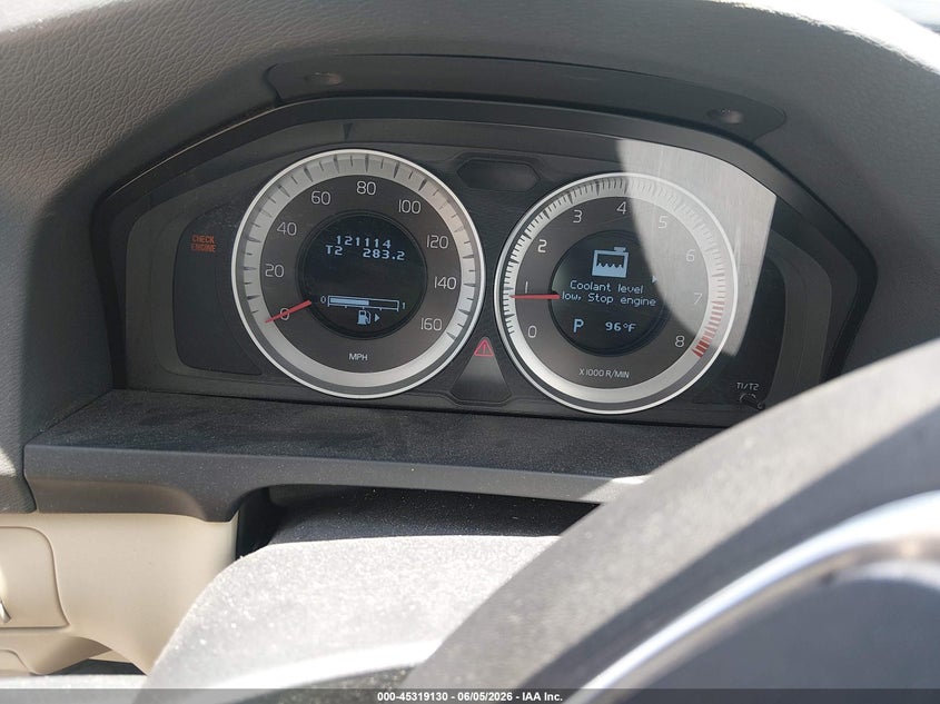 2013 Volvo S60 VIN YV1612FS6D1220815 IAAI salvage auction — FRONT END, Wait Title, sold $900 on 2026-08-10 (photo 7)