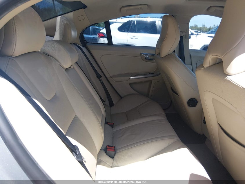 2013 Volvo S60 VIN YV1612FS6D1220815 IAAI salvage auction — FRONT END, Wait Title, sold $900 on 2026-08-10 (photo 8)