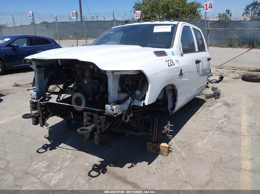 2024 Ram 3500 VIN 3C63RRGL2RG393572 IAAI salvage auction — THEFT, Salvage (California), sold $550 on 2026-07-22 (photo 2)