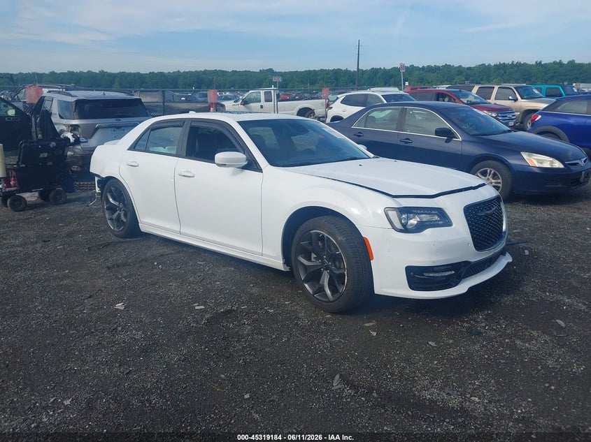 2023 Chrysler 300 VIN 2C3CCABT7PH657891 — IAAI salvage auction photo
