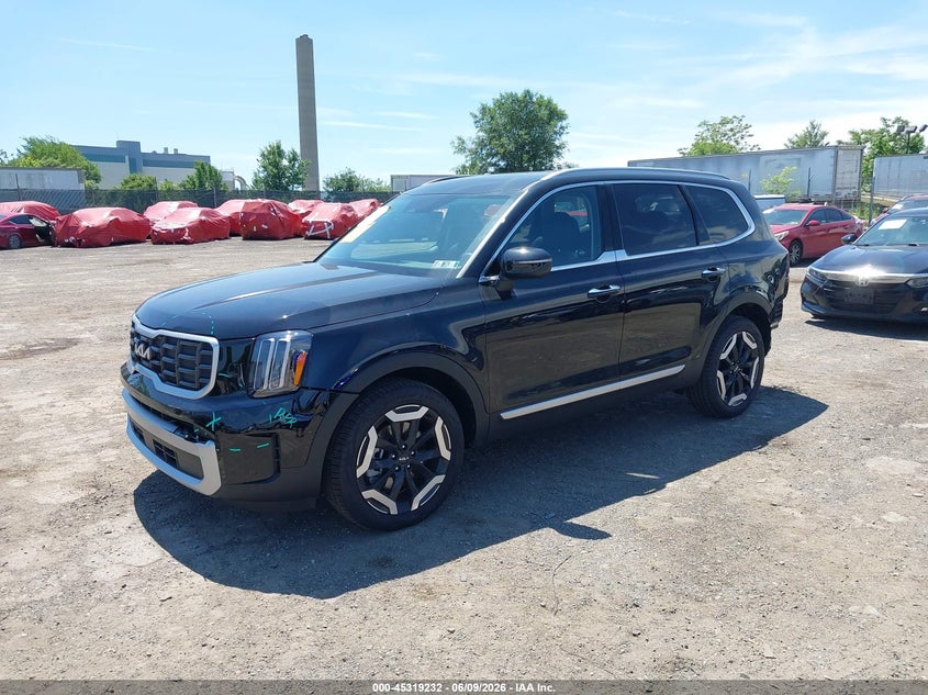 2025 Kia Telluride VIN 5XYP6DGC4SG733329 IAAI salvage auction — REAR END, Salvage Title, sold $12,600 on 2026-07-24 (photo 2)