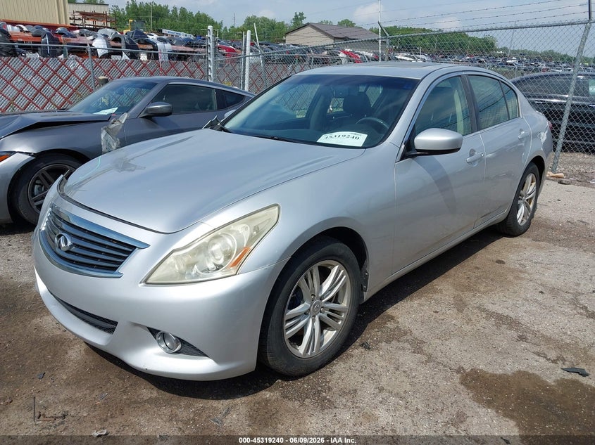 2013 Infiniti G VIN JN1CV6AR0DM751793 IAAI salvage auction — RIGHT FRONT, Salvage Title, sold $1,325 on 2026-07-09 (photo 2)