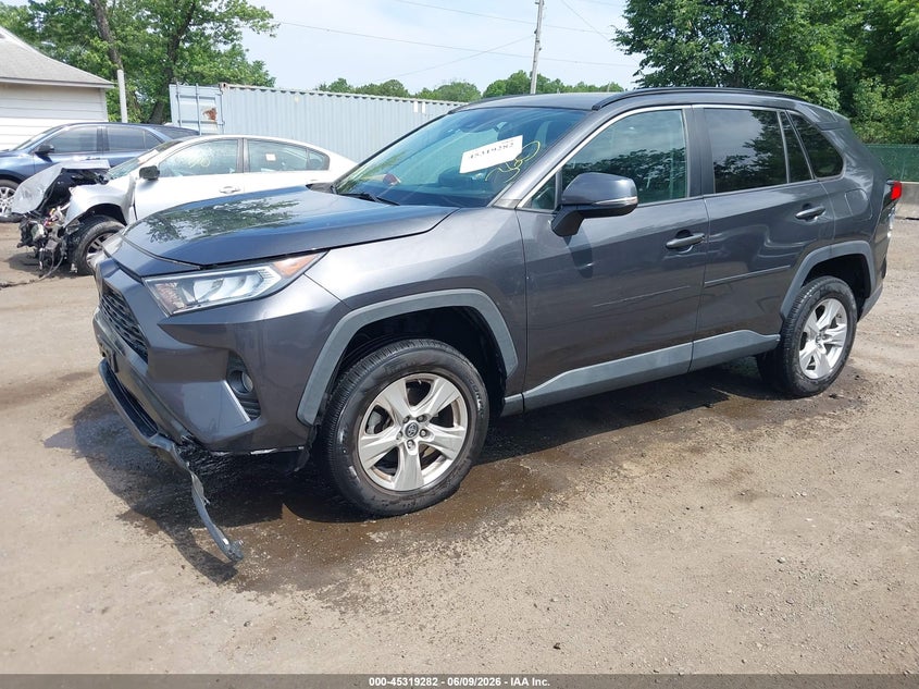 2019 Toyota Rav 4 VIN 2T3P1RFV8KW081587 IAAI salvage auction — LEFT FRONT, Salvage Title, sold $10,000 on 2026-09-09 (photo 2)