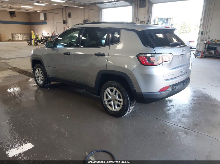 2018 Jeep Compass VIN 3C4NJDAB6JT342230 IAAI salvage auction — NORMAL WEAR, Sf97 (Maine), sold $7,600 on 2026-07-31 (photo 3)