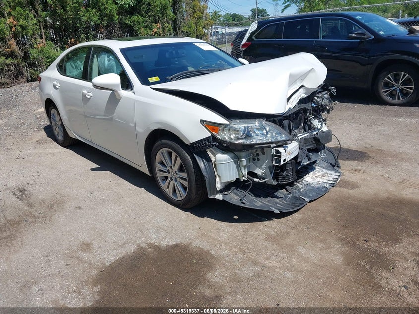2014 Lexus ES VIN JTHBK1GG0E2115056 IAAI salvage auction — FRONT END, Salvage (Rhode Island), sold $325 on 2026-07-28 (photo 1)