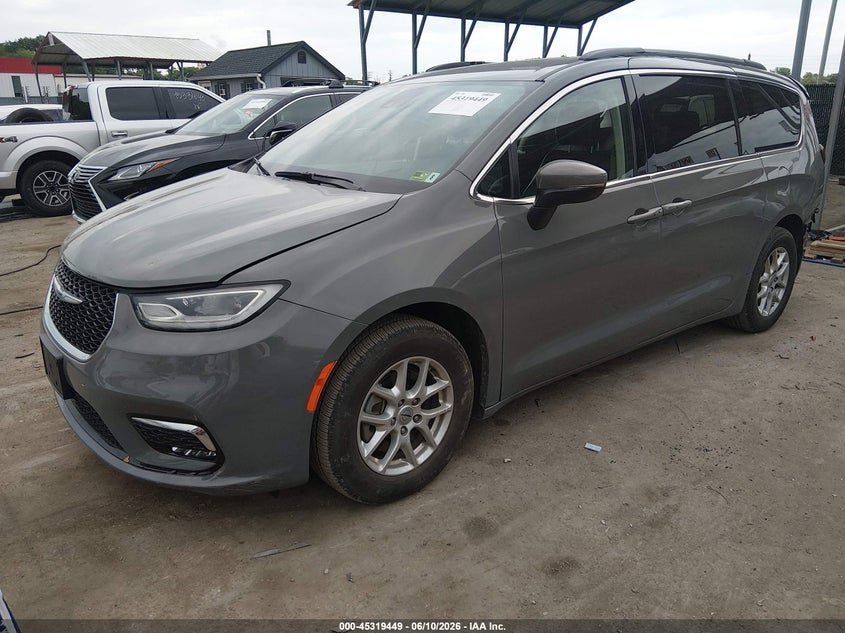 2023 Chrysler Pacifica VIN 2C4RC1BG6PR502333 IAAI salvage auction — SIDE, Salvage (West Virginia), sold $5,200 on 2026-07-22 (photo 2)