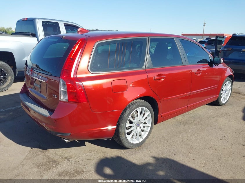 2011 Volvo V50 VIN YV1672MW1B2606067 IAAI salvage auction — FRONT END, Salvage (Arizona), sold $700 on 2026-07-14 (photo 4)