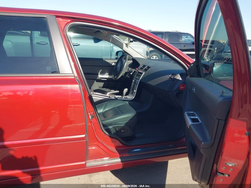 2011 Volvo V50 VIN YV1672MW1B2606067 IAAI salvage auction — FRONT END, Salvage (Arizona), sold $700 on 2026-07-14 (photo 5)