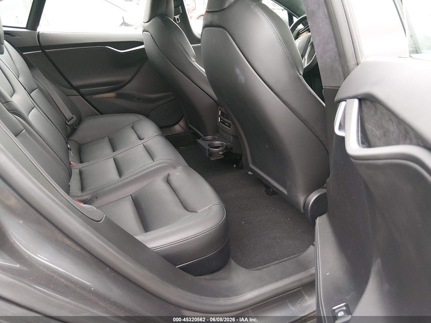 2021 Tesla Model s VIN 5YJSA1E2XMF426985 IAAI salvage auction — FRONT END, Wait Title, sold $15,700 on 2026-10-22 (photo 8)