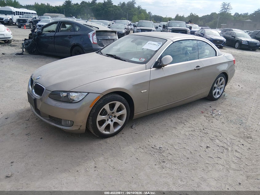 2007 BMW 3er VIN WBAWL73547PX50226 IAAI salvage auction — NORMAL WEAR, Original (New Hampshire), sold $575 on 2026-07-22 (photo 2)