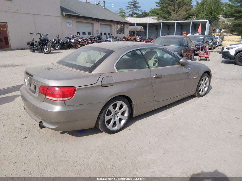 2007 BMW 3er VIN WBAWL73547PX50226 IAAI salvage auction — NORMAL WEAR, Original (New Hampshire), sold $575 on 2026-07-22 (photo 4)