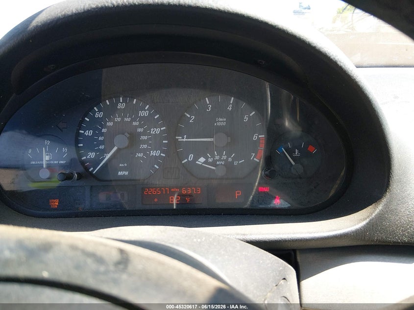 2002 BMW 3 series VIN WBABS33412PG85106 IAAI salvage auction — NORMAL WEAR, Clear (Utah), sold $500 on 2026-07-24 (photo 7)