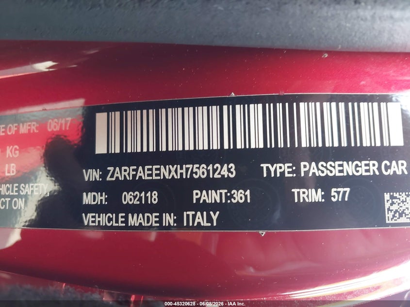 2017 Alfa romeo Giulia VIN ZARFAEENXH7561243 IAAI salvage auction — NORMAL WEAR, Salvage Title, sold $2,500 on 2026-07-22 (photo 9)