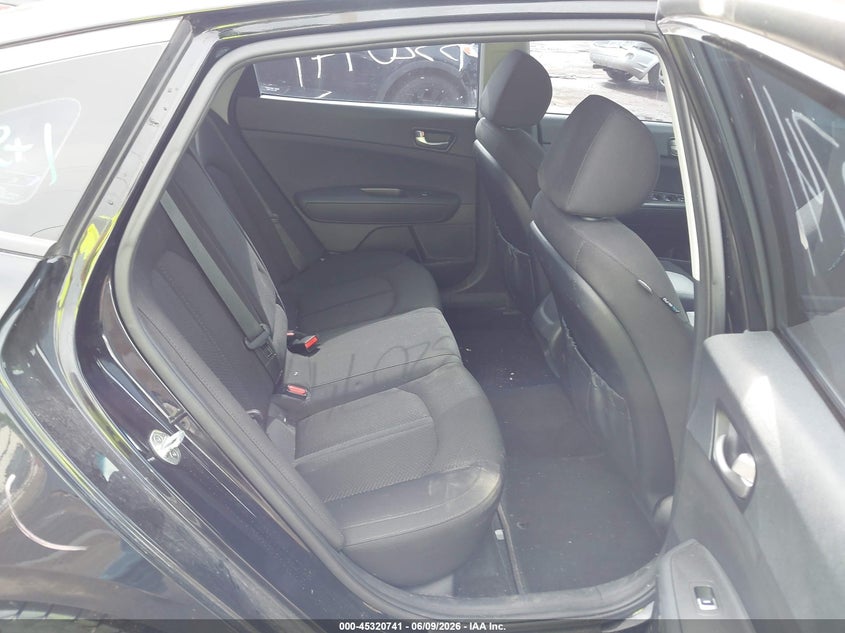2018 Kia Optima VIN 5XXGT4L38JG212633 IAAI salvage auction — FRONT & REAR, Salvage Title, sold $1,150 on 2026-07-14 (photo 8)