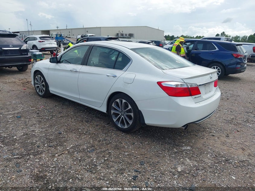 2015 Honda Accord VIN 1HGCR2F57FA104295 IAAI salvage auction — RIGHT REAR, Salvage Title, sold $5,250 on 2026-07-30 (photo 3)