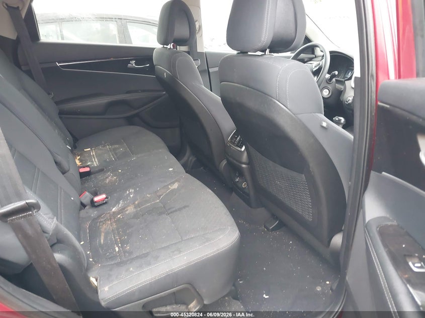 2016 Kia Sorento VIN 5XYPGDA33GG080098 IAAI salvage auction — RIGHT FRONT, Salvage Title, sold $875 on 2026-07-23 (photo 8)