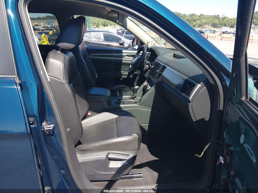 2019 Volkswagen Atlas VIN 1V2UR2CA9KC538266 IAAI salvage auction — FRONT END, Salvage Title, sold $2,200 on 2026-08-13 (photo 5)