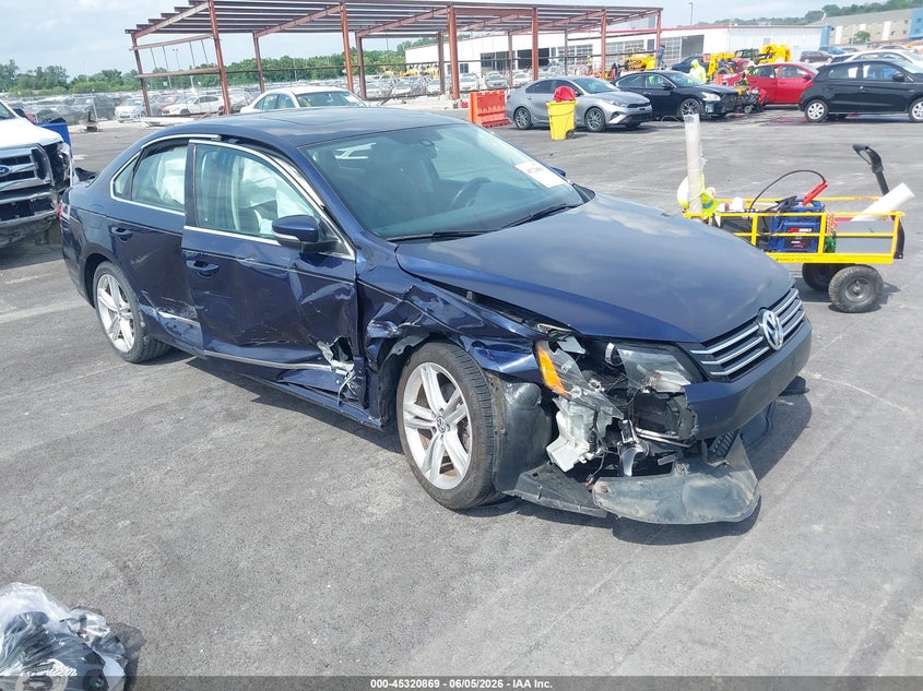 2015 Volkswagen Passat VIN 1VWBS7A37FC031058 IAAI salvage auction — SIDE, Salvage Title, sold $25 on 2026-07-28 (photo 1)
