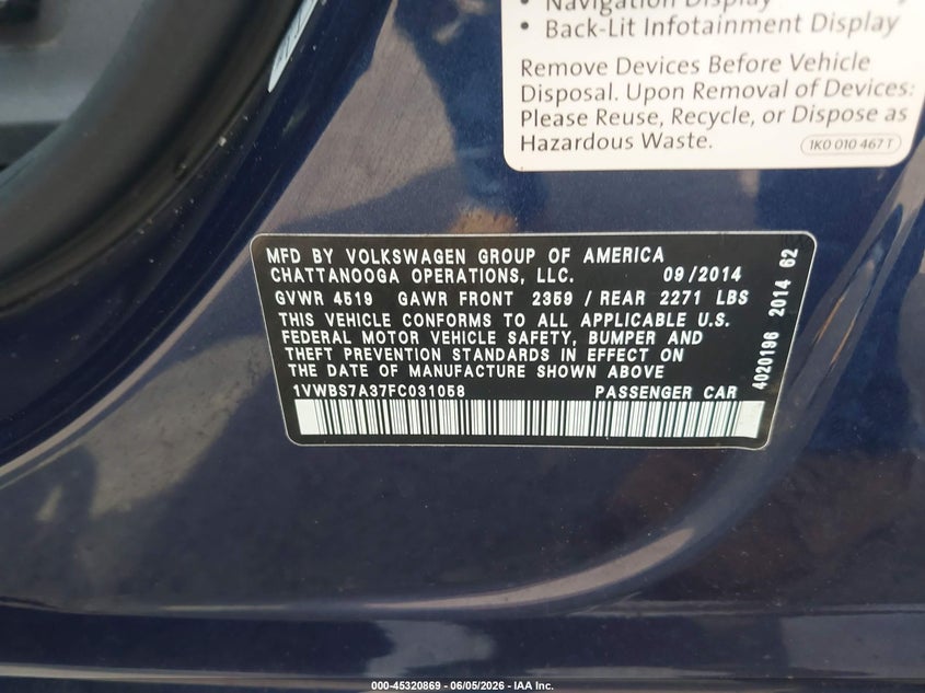 2015 Volkswagen Passat VIN 1VWBS7A37FC031058 IAAI salvage auction — SIDE, Salvage Title, sold $25 on 2026-07-28 (photo 9)