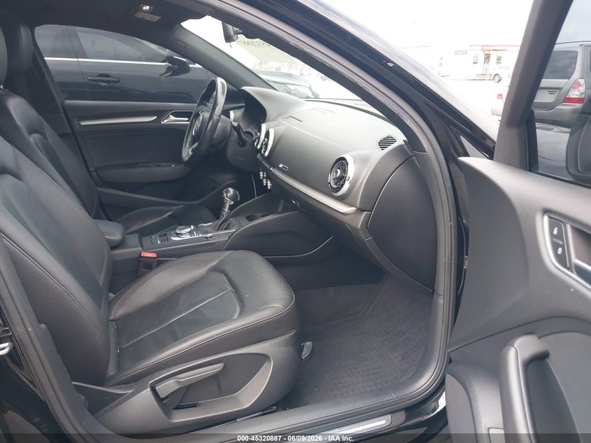 2019 Audi A3 VIN WAUAUGFF7K1028692 IAAI salvage auction — REAR END, Salvage Title, sold $5,450 on 2026-07-16 (photo 5)