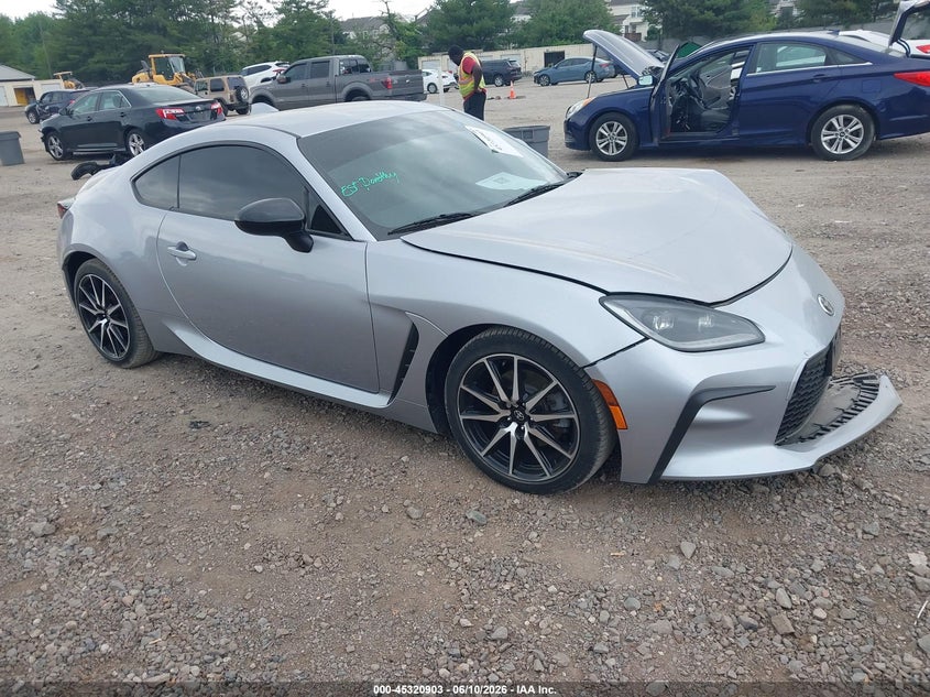 2022 Toyota Gr 86 VIN JF1ZNBC1XN8752053 — IAAI salvage auction photo