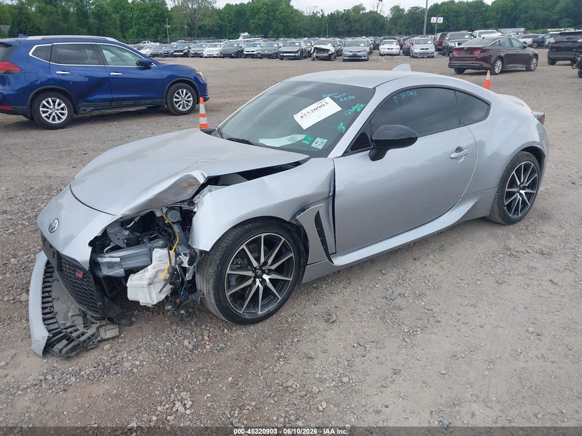 2022 Toyota Gr 86 VIN JF1ZNBC1XN8752053 IAAI salvage auction — FRONT END, Salvage (New Jersey), sold $7,475 on 2026-08-11 (photo 2)